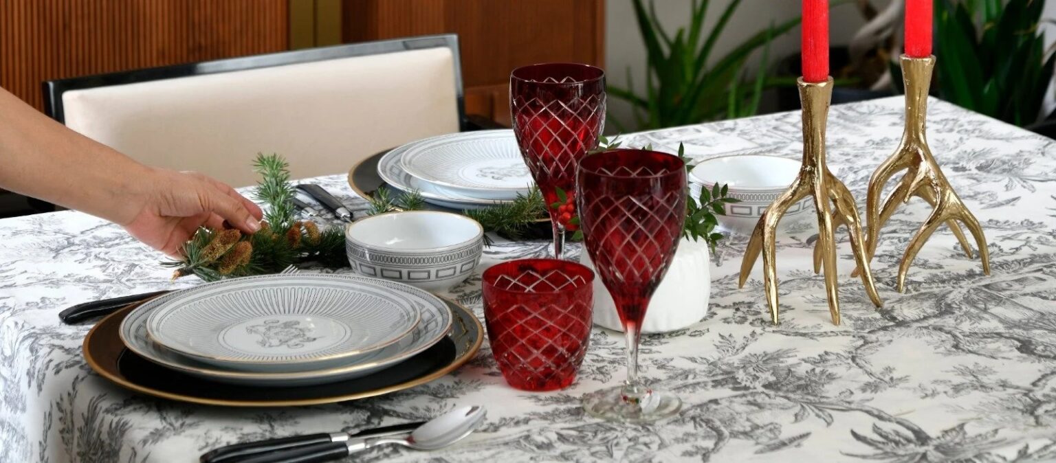 [:en]camels-desert-sunset-sand-tourists[:]